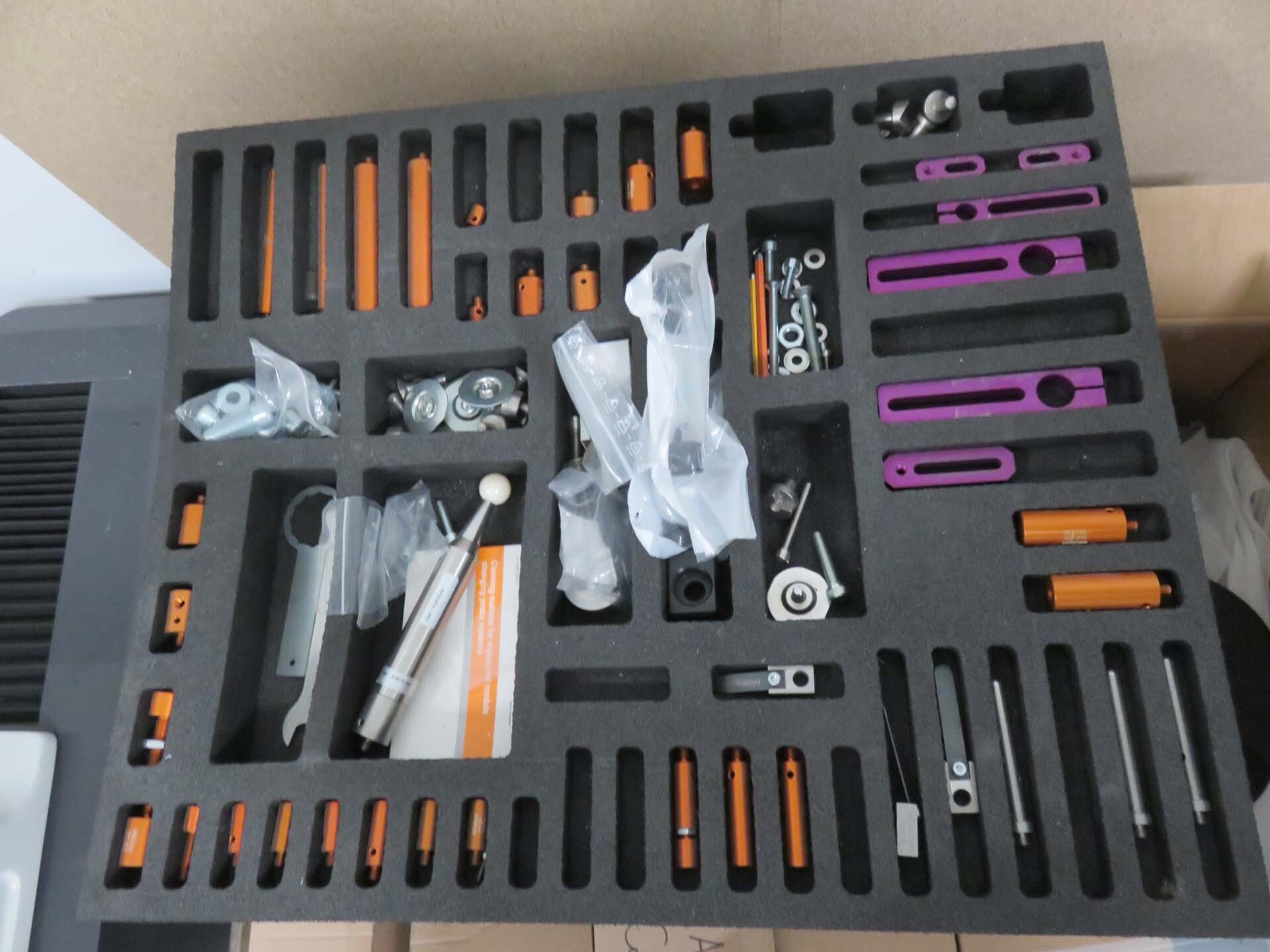 Photo Used MITUTOYO Crysta-Plus M574 For Sale