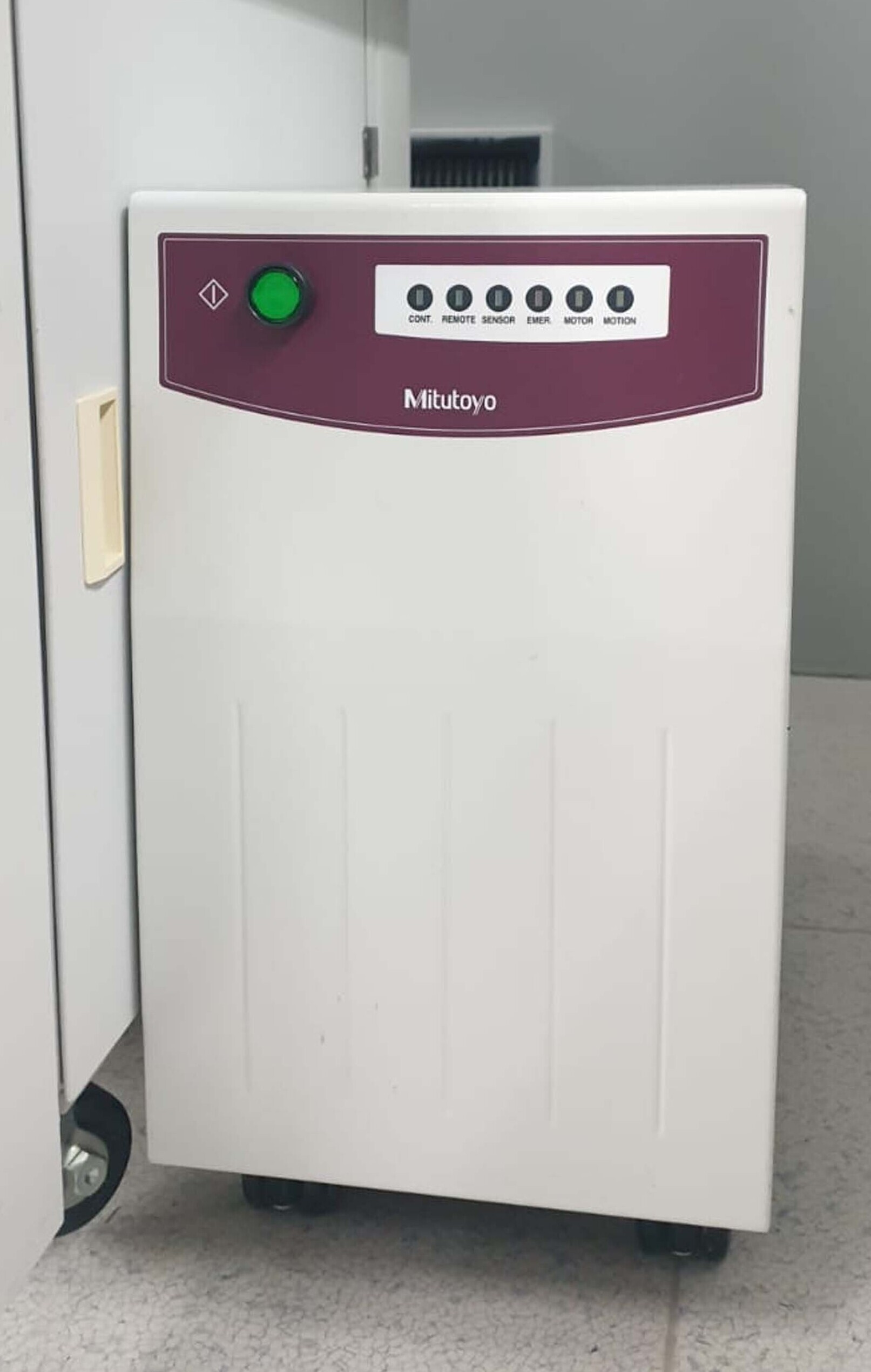 フォト（写真） 使用される MITUTOYO CS-H5000CNC 販売のために