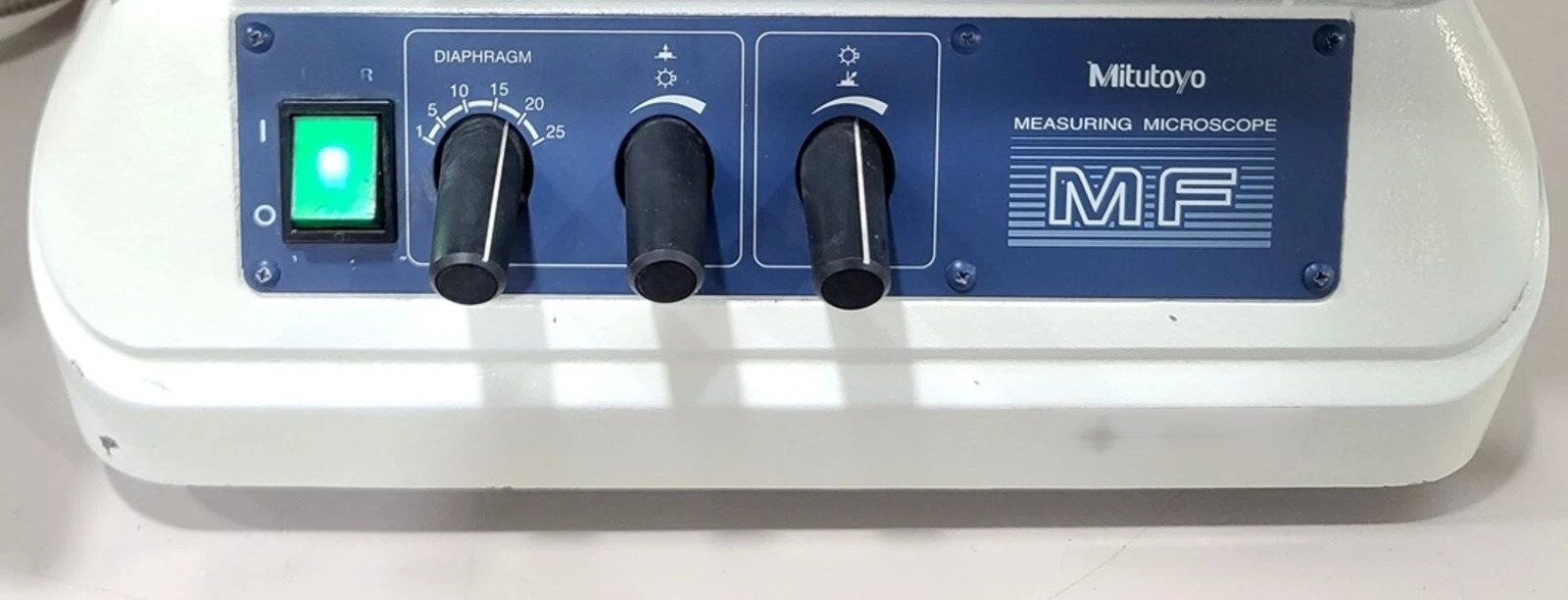 Photo Utilisé MITUTOYO MF À vendre