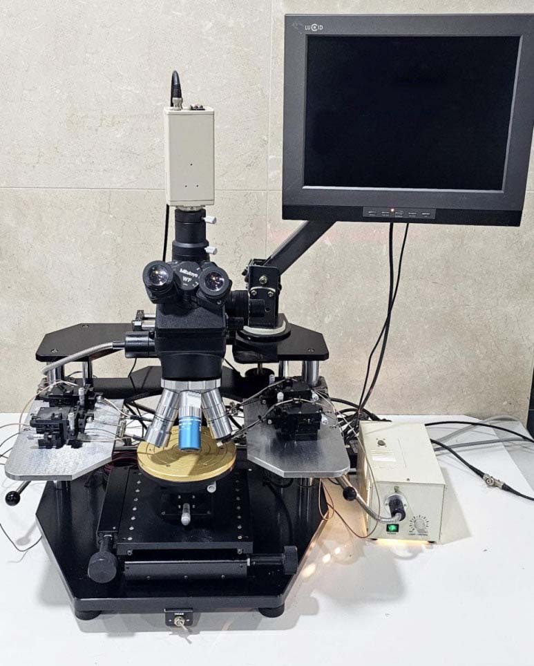Photo Used MITUTOYO Microscope For Sale