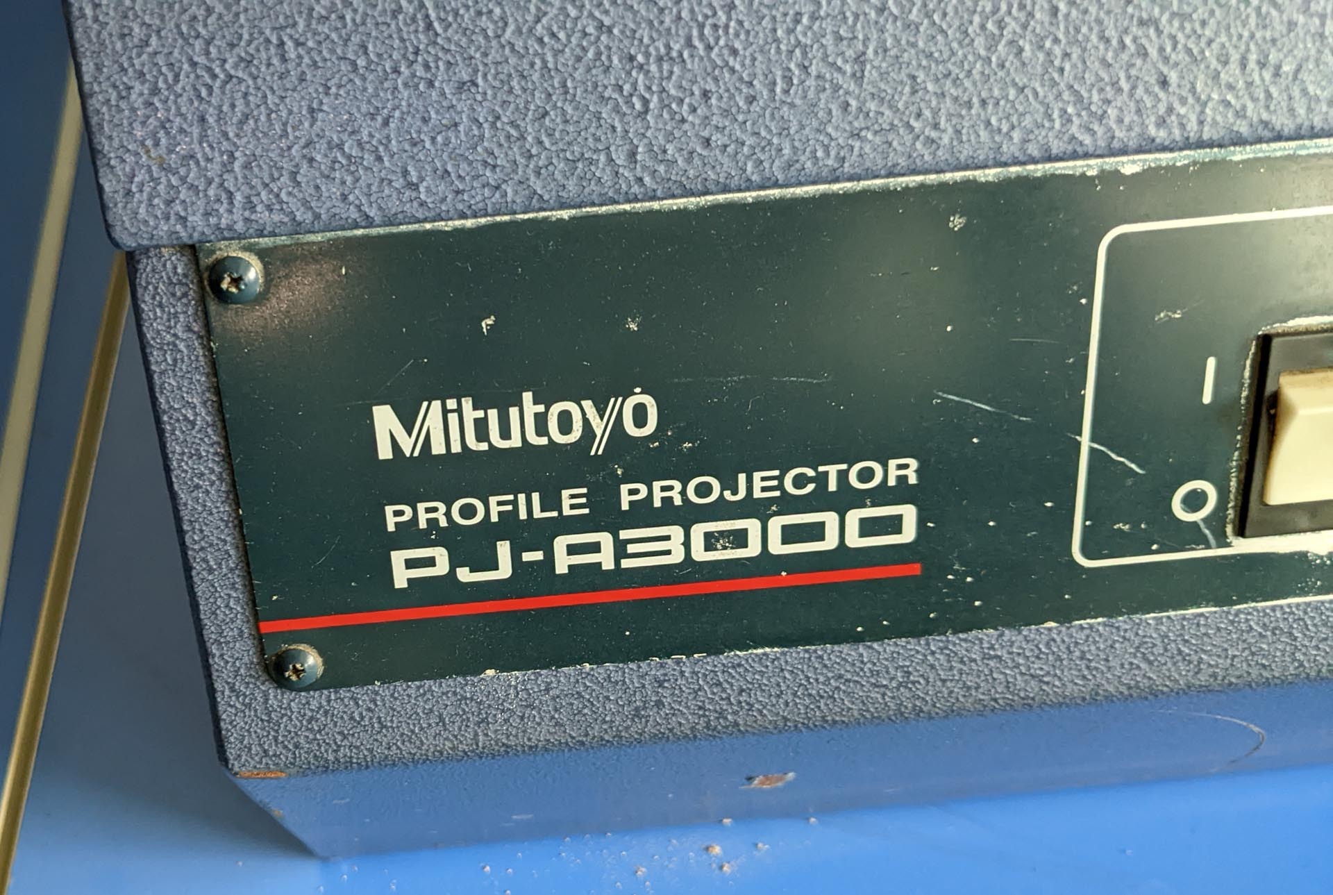 Photo Utilisé MITUTOYO PJ-A3000 À vendre