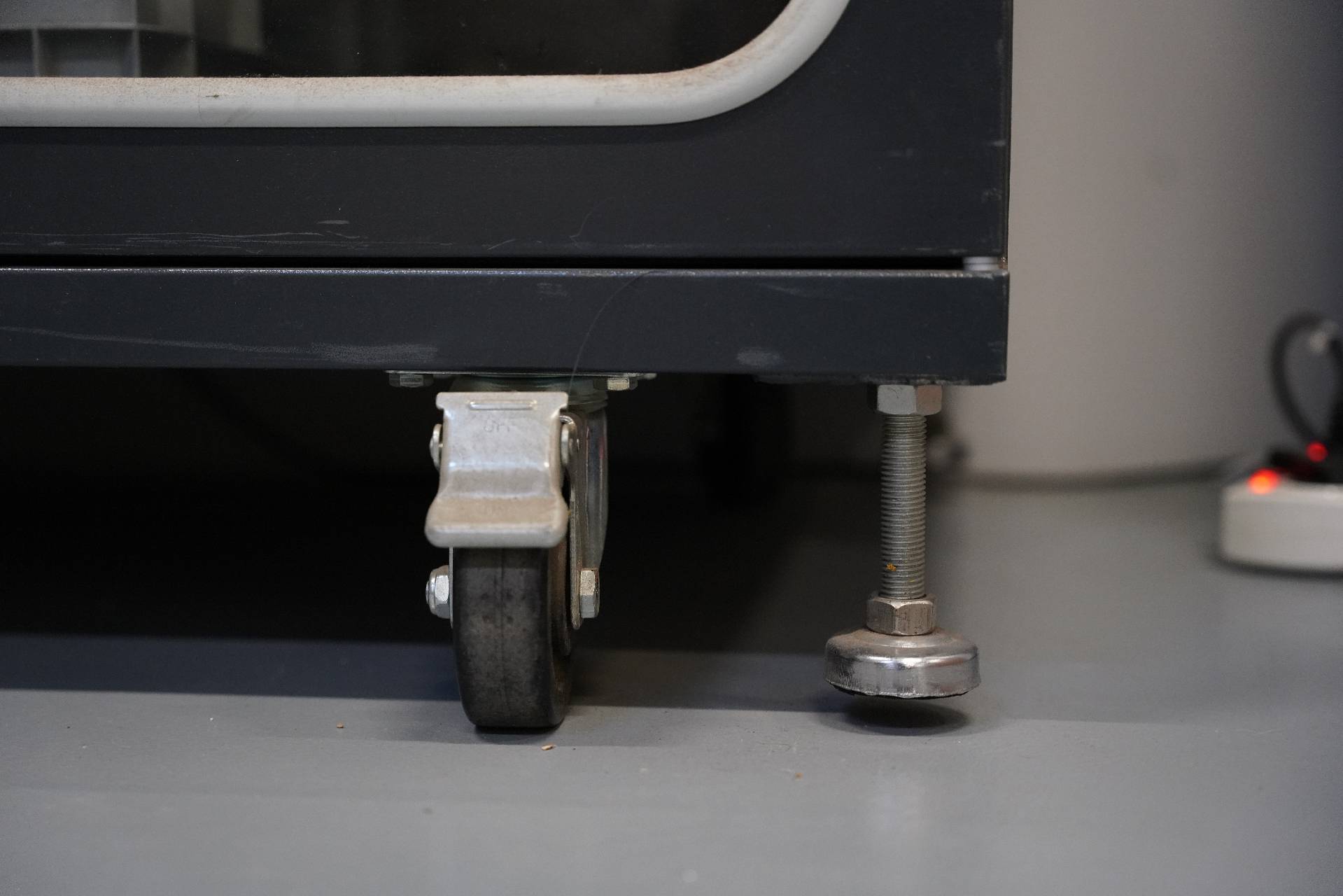 Foto Verwendet MJB DRT1480C-6 Zum Verkauf