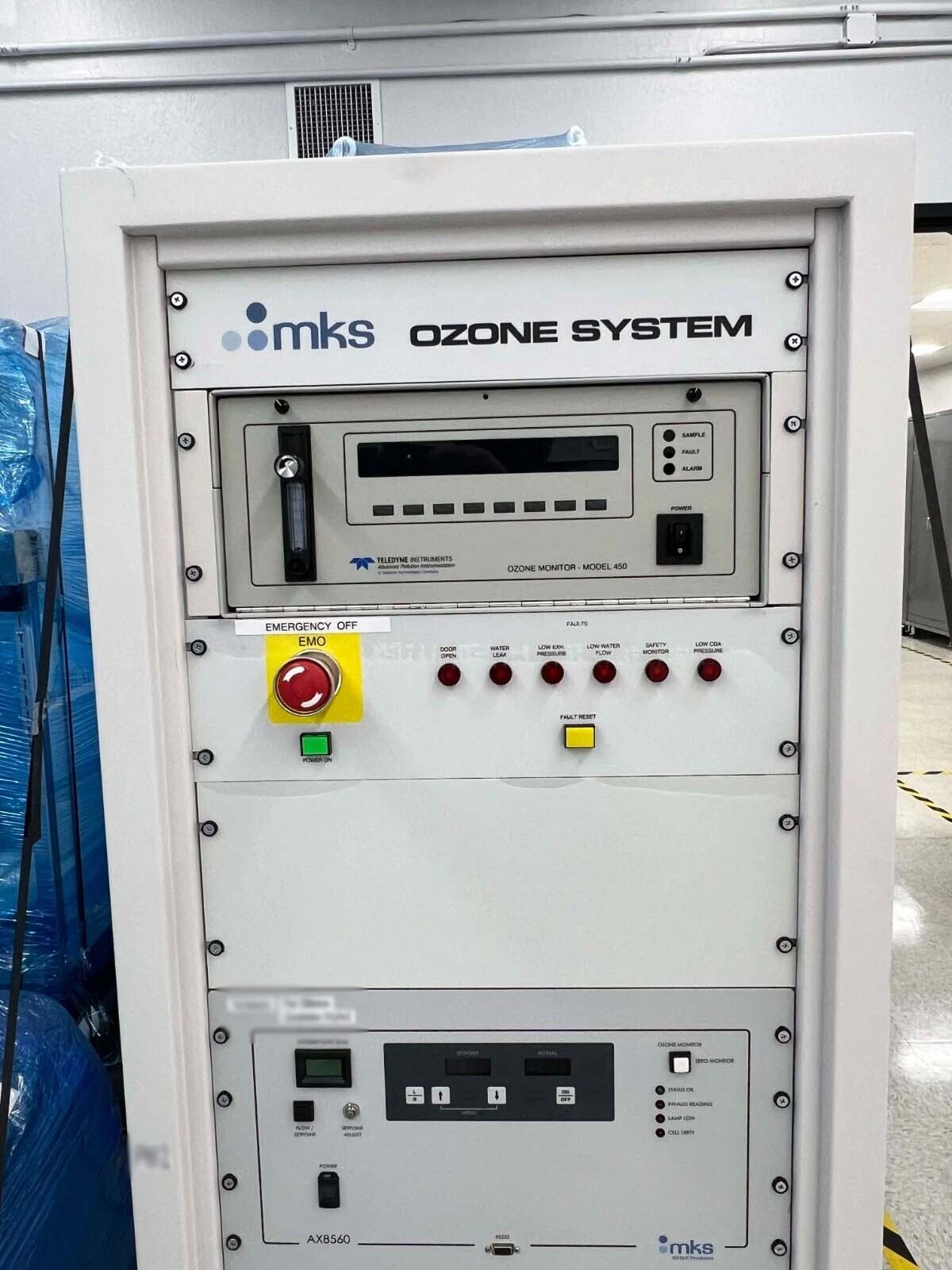 Photo Utilisé MKS / ASTEX AX8555 À vendre
