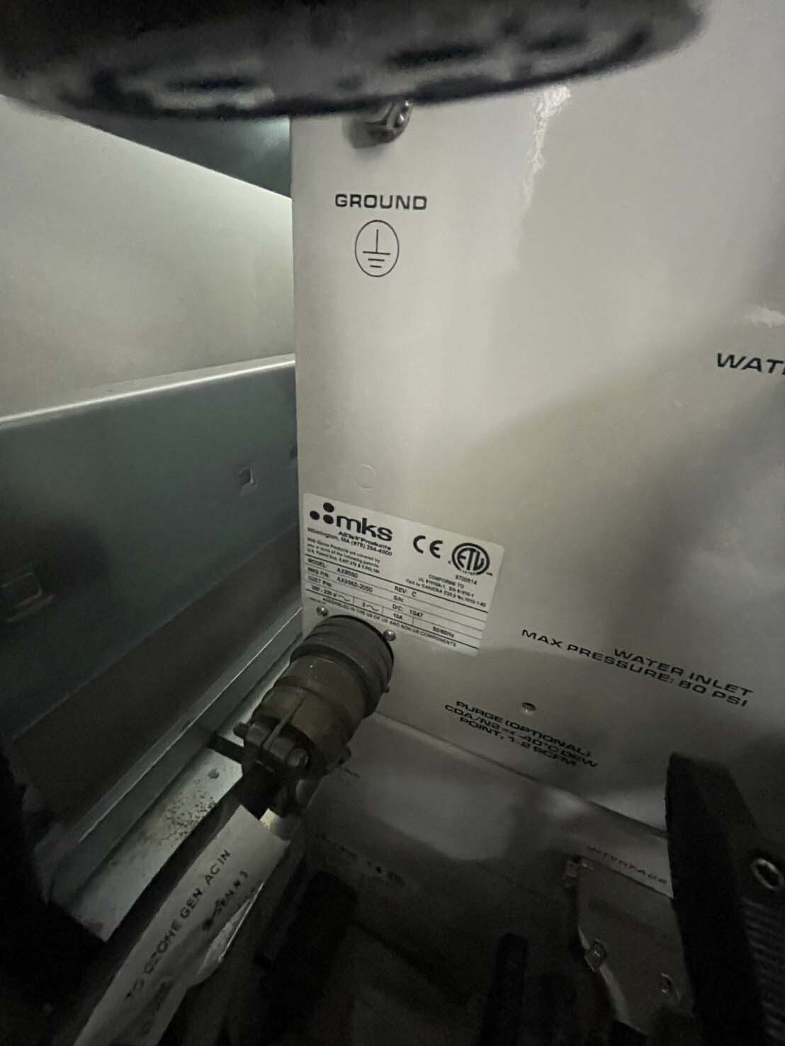 Photo Utilisé MKS / ASTEX AX8555 À vendre