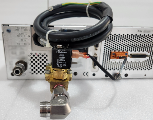 Foto Verwendet MKS / ENI Spectrum B-5002 Zum Verkauf
