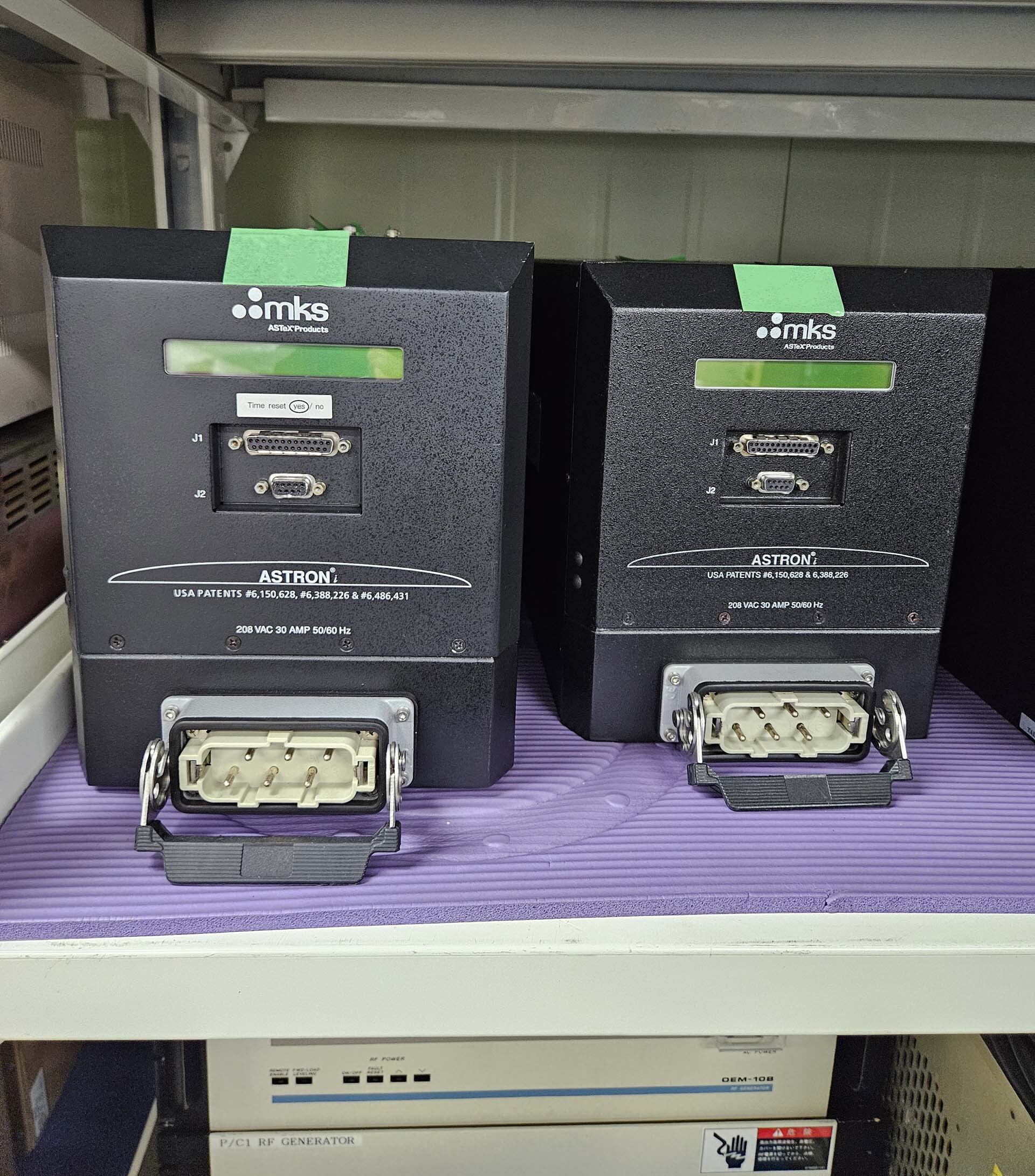 Photo Used MKS AX 7670 For Sale