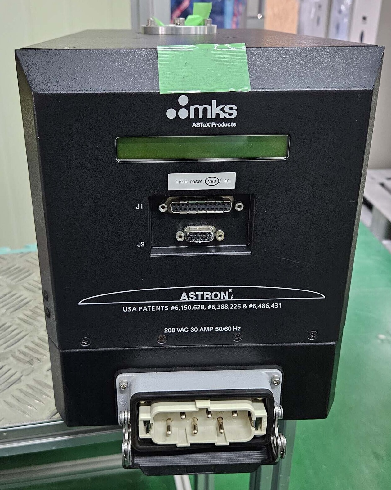 Photo Used MKS AX 7670 For Sale
