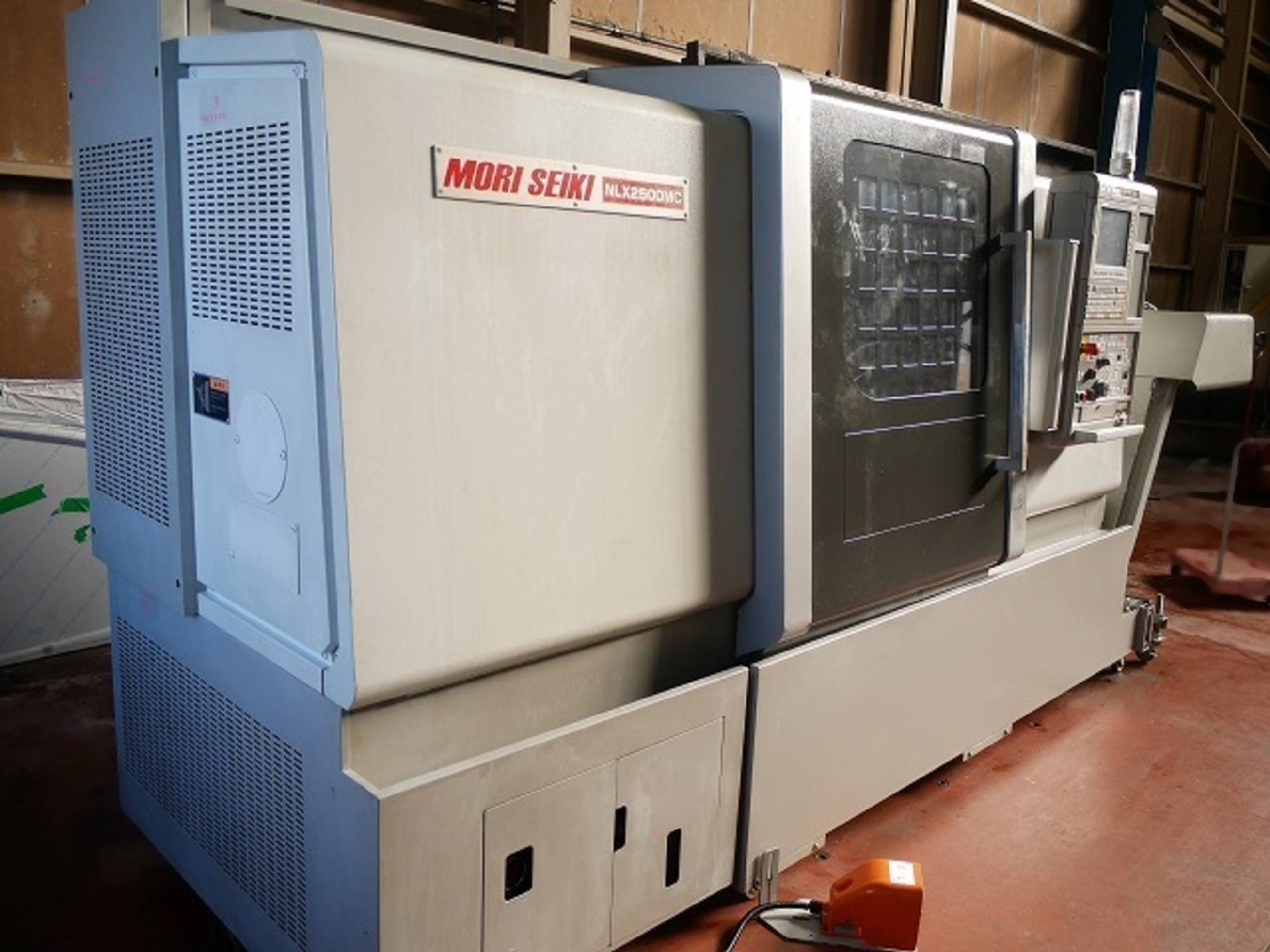 フォト（写真） 使用される MORI SEIKI / DMG NLX 2500 MC / 700 販売のために