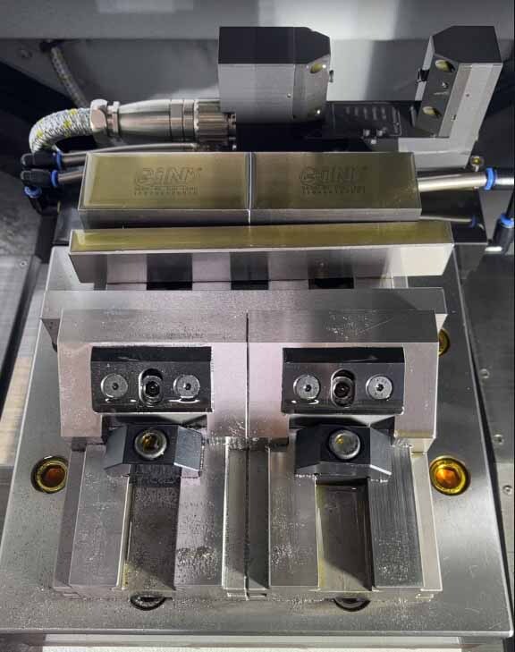 フォト（写真） 使用される MORI SEIKI / DMG NVD1500 DCG 販売のために