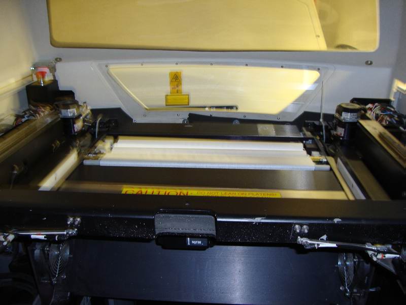 Photo Used MPM UP 3000UF/8 For Sale