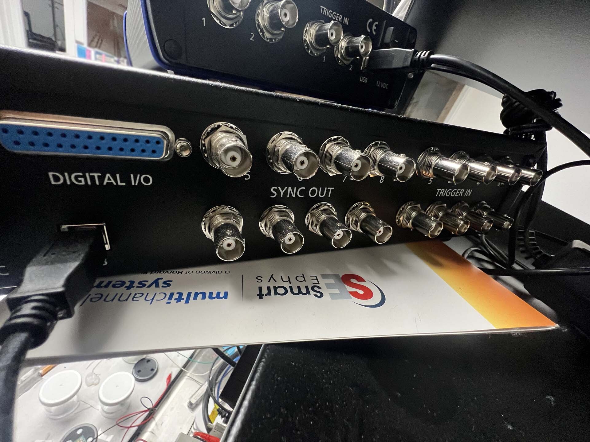 사진 사용됨 MULTICHANNEL SYSTEMS STG 4008 판매용