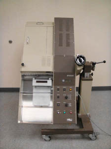 Photo Used MULTITEST MT 8704 For Sale