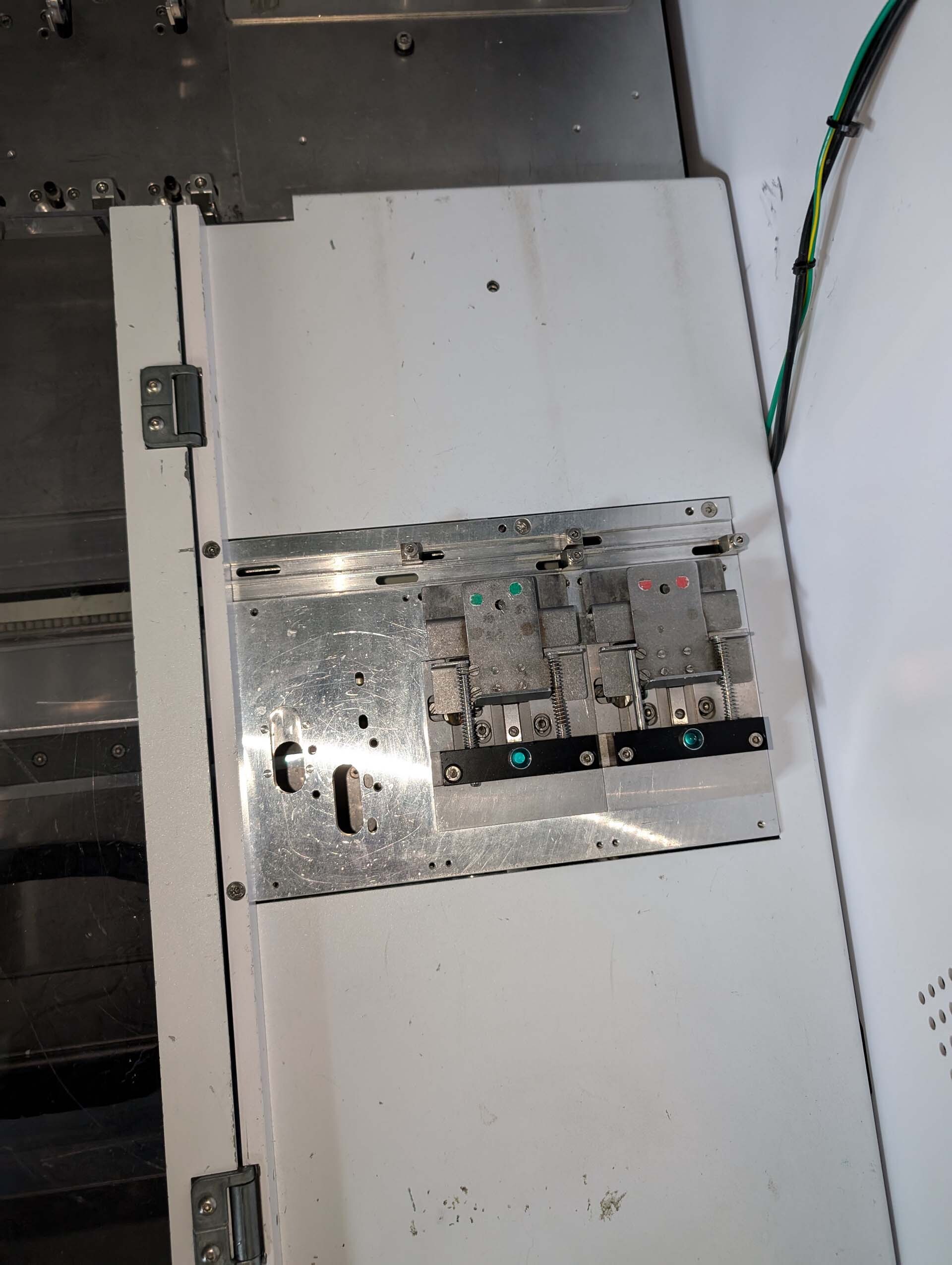 Photo Used MULTITEST MT 9928 For Sale