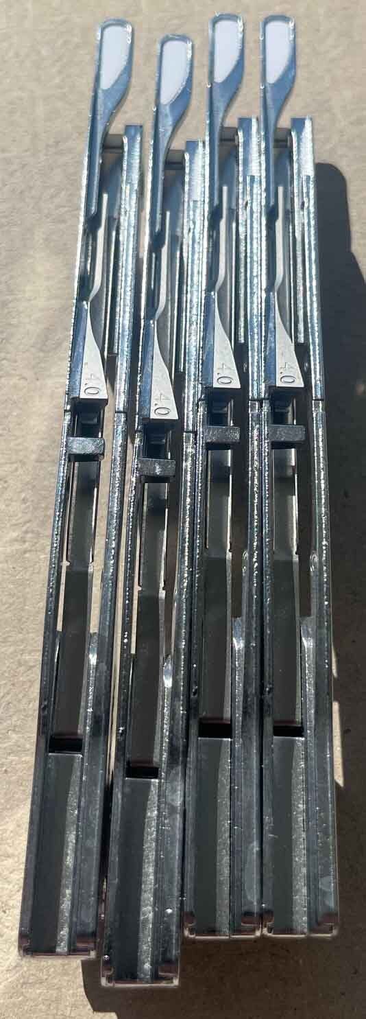 Foto Verwendet MYDATA Lot of feeders Zum Verkauf