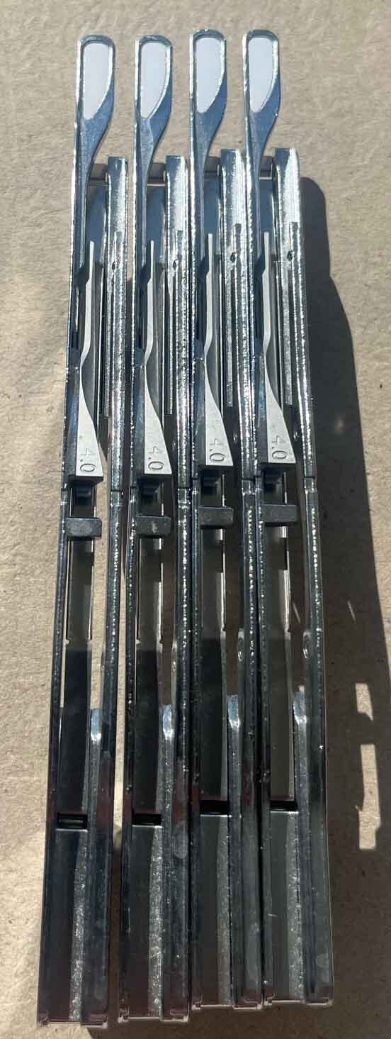 Foto Verwendet MYDATA Lot of feeders Zum Verkauf