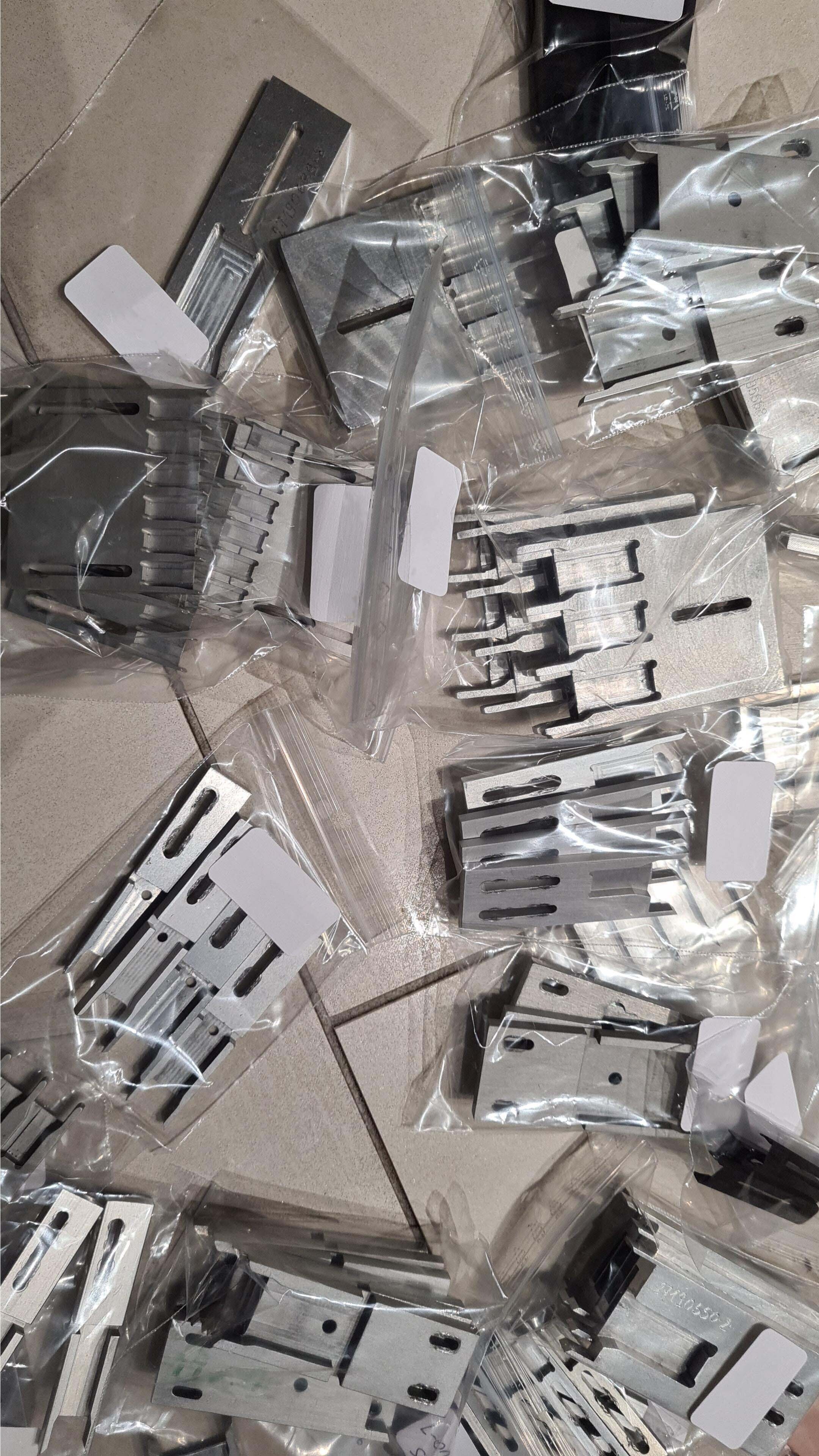 圖為 已使用的 MYDATA Lot of spare parts 待售