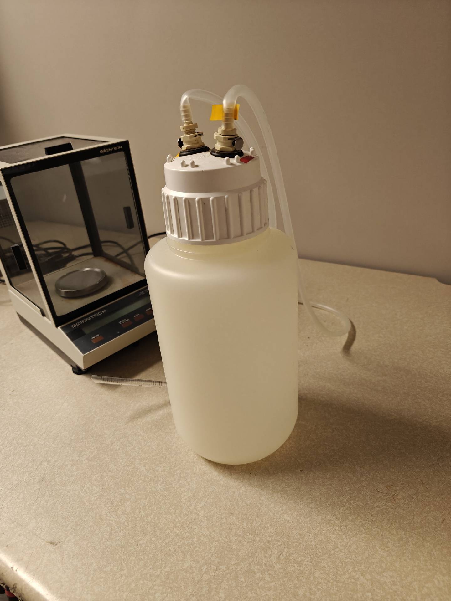 フォト（写真） 使用される NALGENE 3L 販売のために
