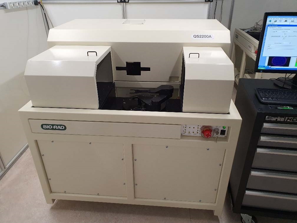 Photo Used NANOMETRICS / BIO-RAD / ACCENT QS-2200A For Sale