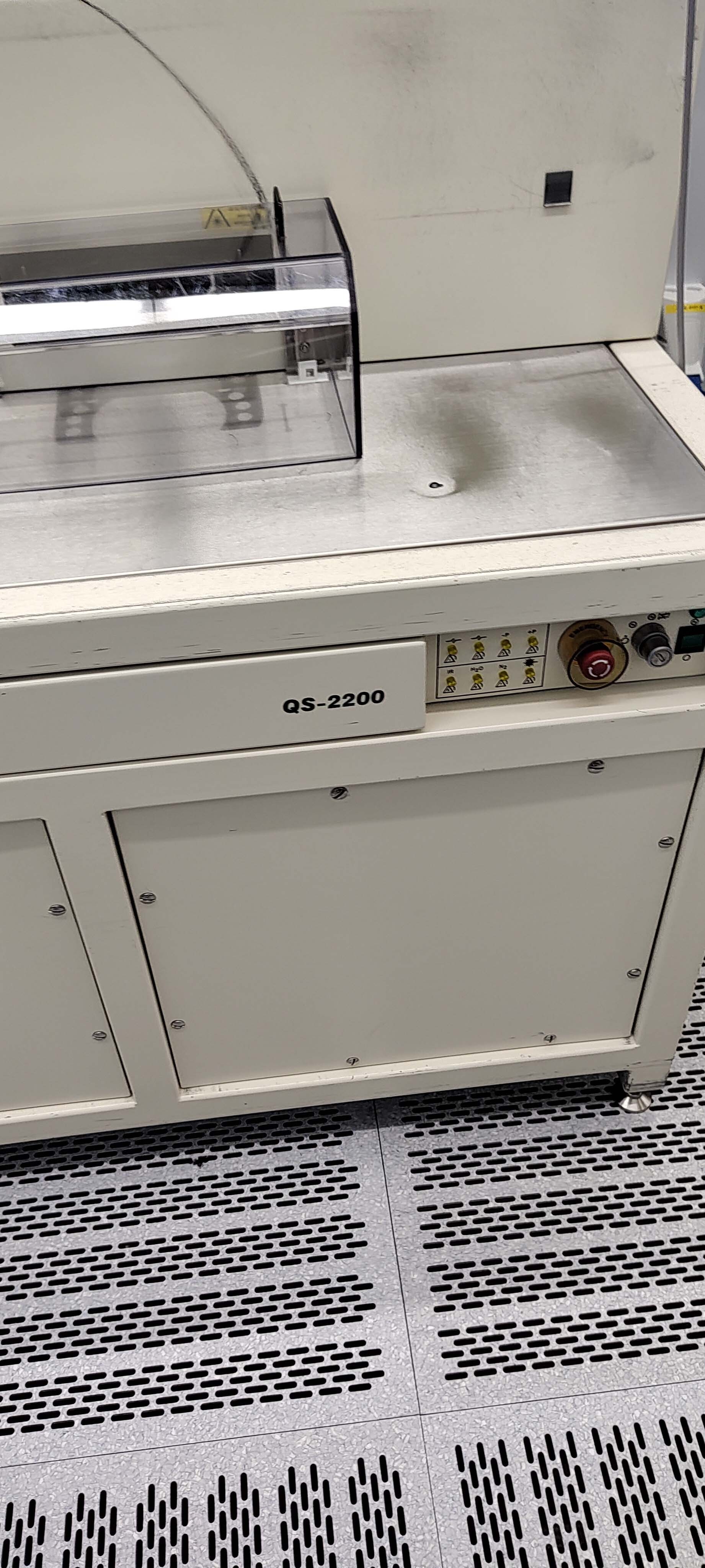 Photo Used NANOMETRICS / BIO-RAD / ACCENT QS-2200M For Sale