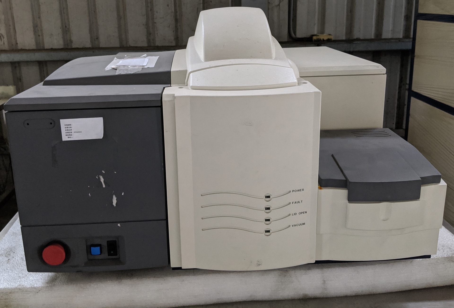 Photo Used NANOMETRICS / BIO-RAD / ACCENT RPM 2000 For Sale