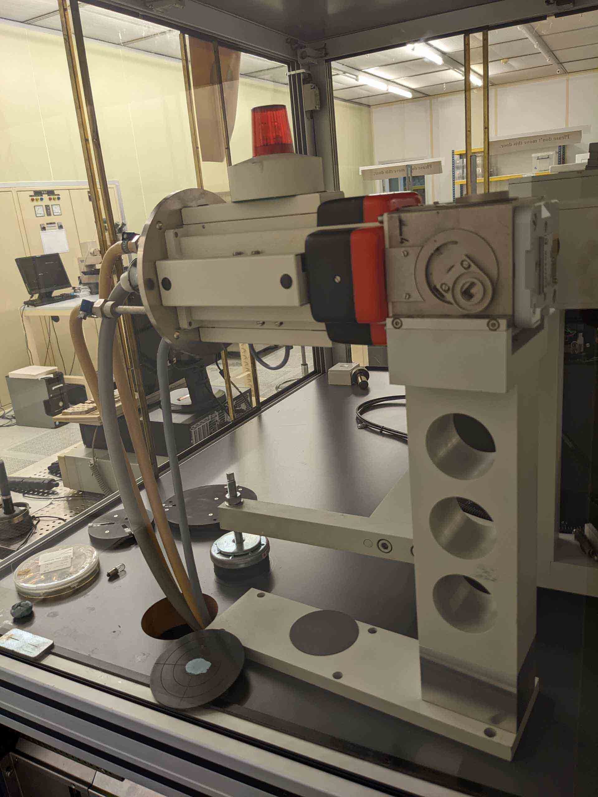 Photo Used NANOMETRICS Bede 3 For Sale