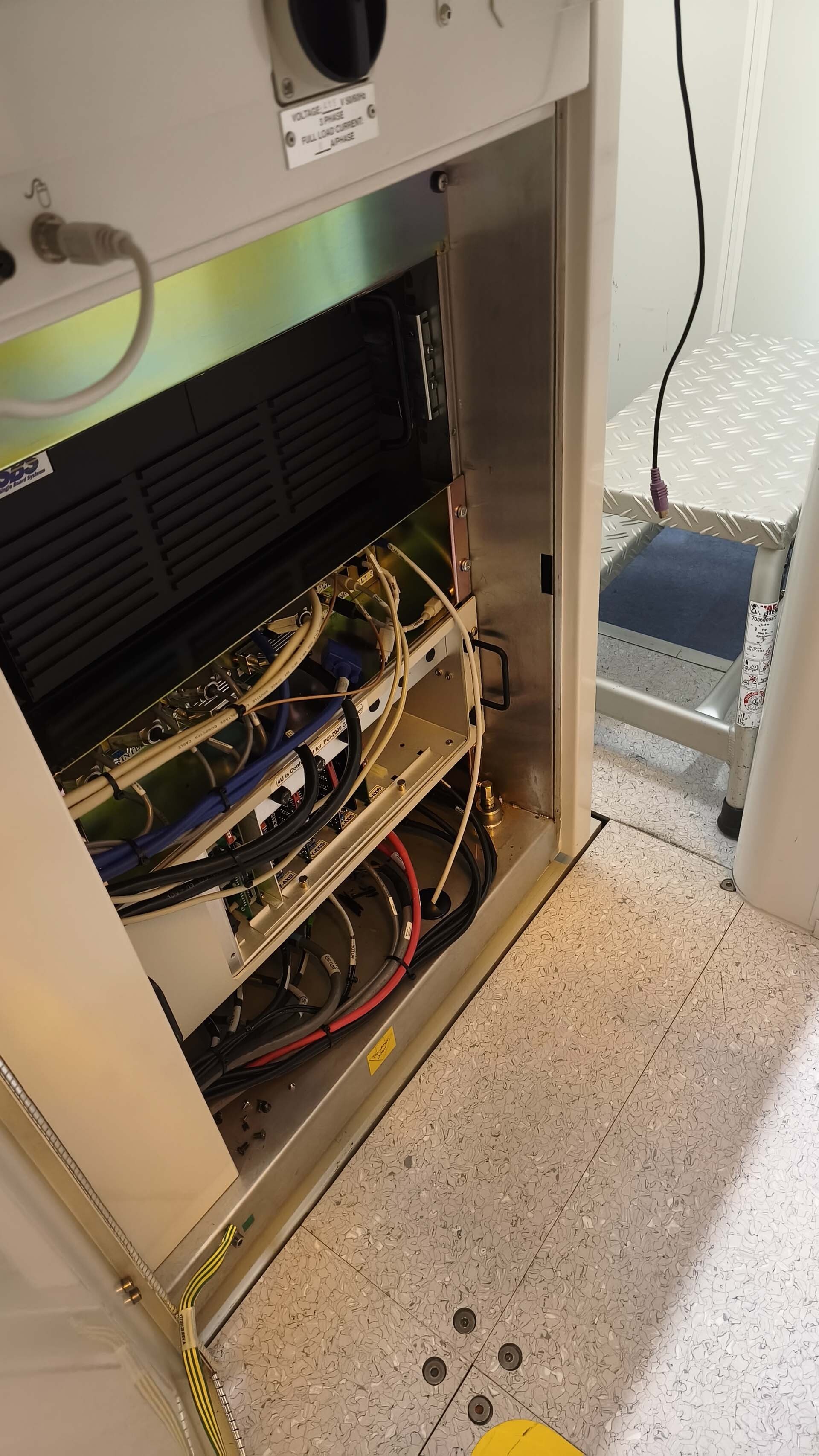Foto Verwendet NANOMETRICS Caliper Elan Zum Verkauf