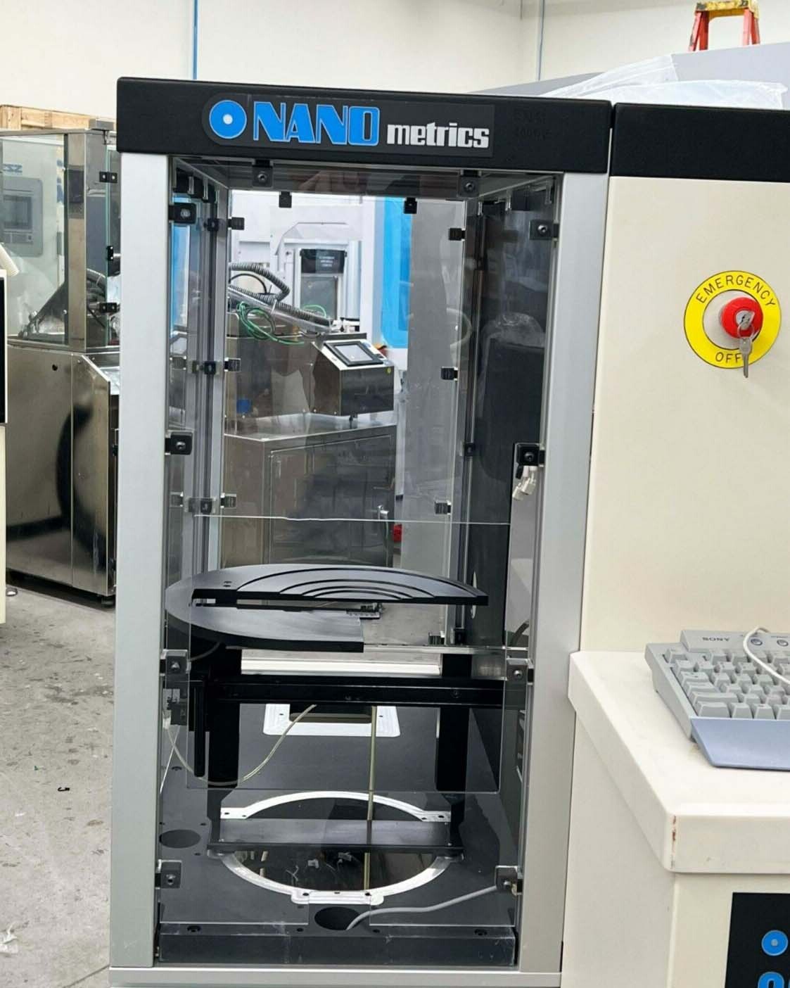 Photo Used NANOMETRICS Nanospec 8300X For Sale