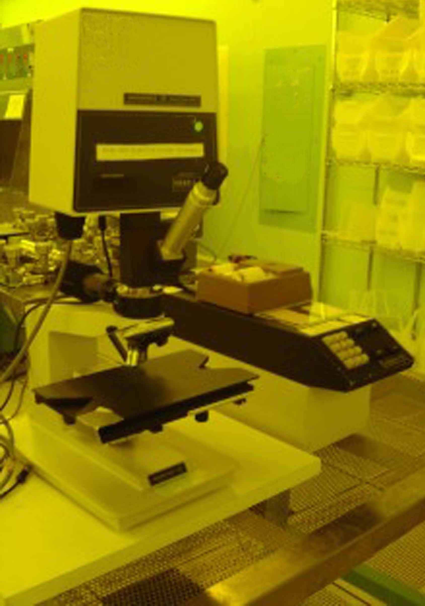 Photo Used NANOMETRICS NanoSpec AFT 200 For Sale