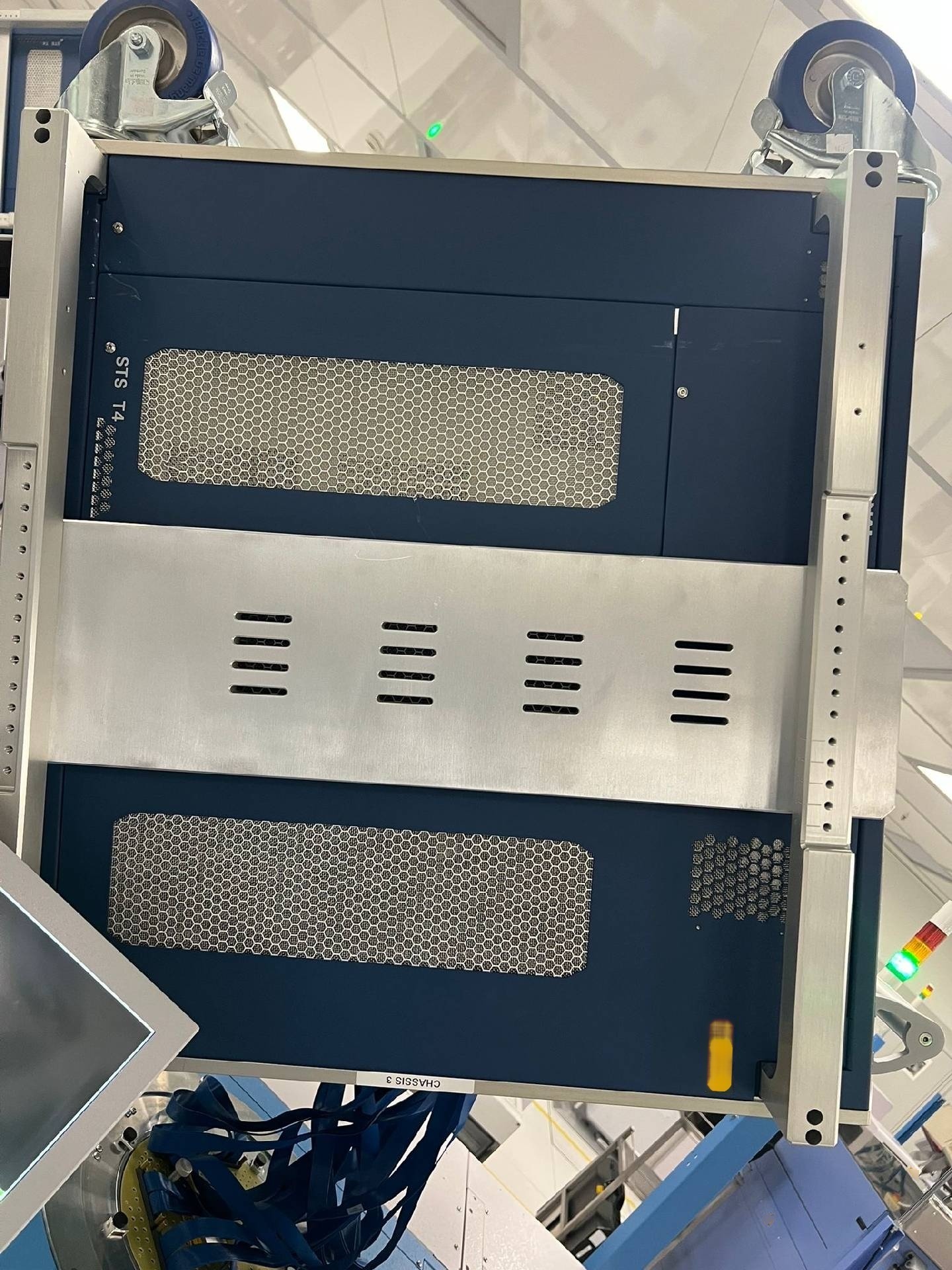 Photo Used NATIONAL INSTRUMENTS / NI STS-T4 For Sale