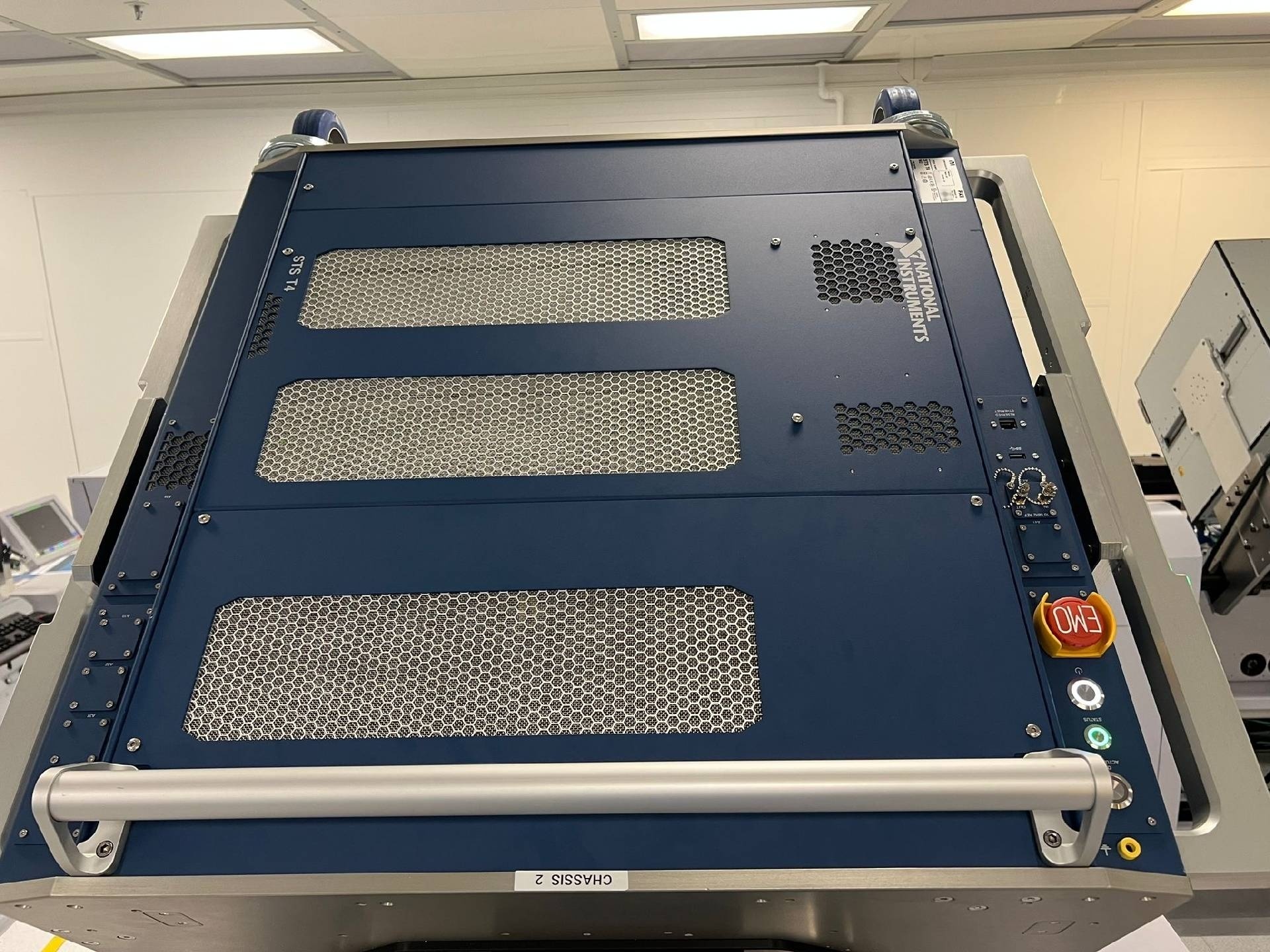 Photo Used NATIONAL INSTRUMENTS / NI STS-T4 For Sale