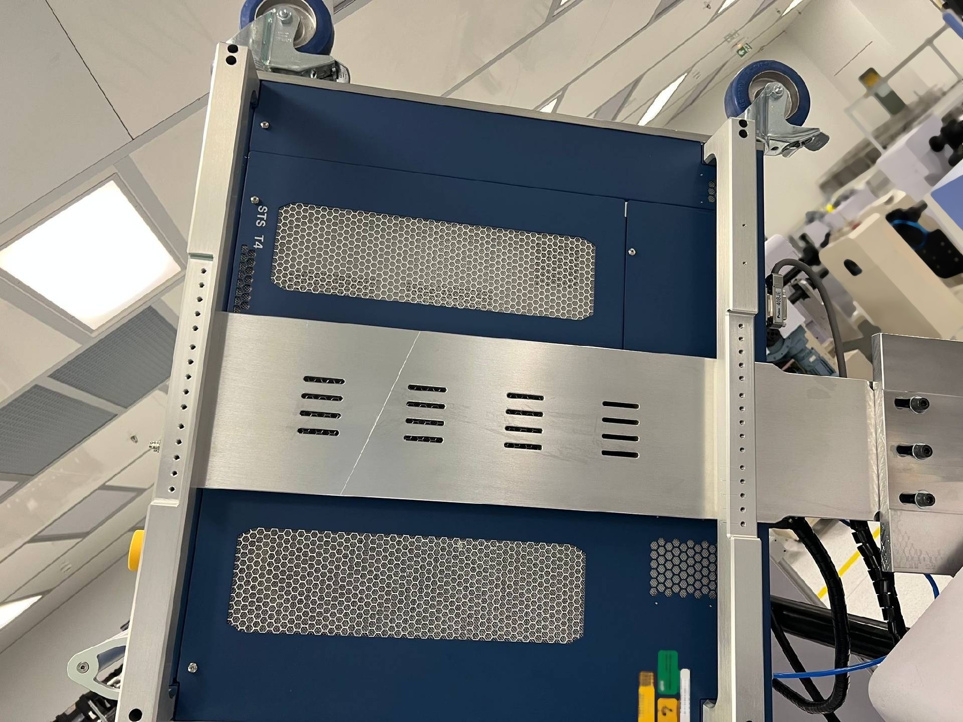 Photo Used NATIONAL INSTRUMENTS / NI STS-T4 For Sale