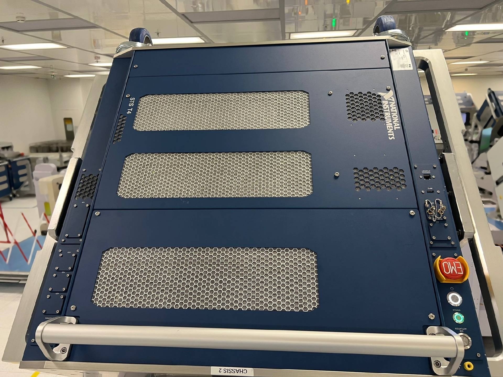 Photo Used NATIONAL INSTRUMENTS / NI STS-T4 For Sale