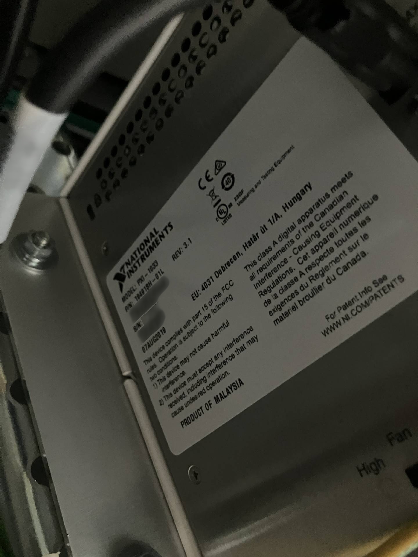 Photo Utilisé NATIONAL INSTRUMENTS PXI-1033 À vendre