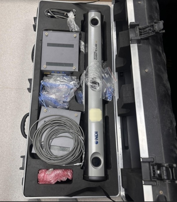 Foto Verwendet NDI Optotrak Certus Zum Verkauf