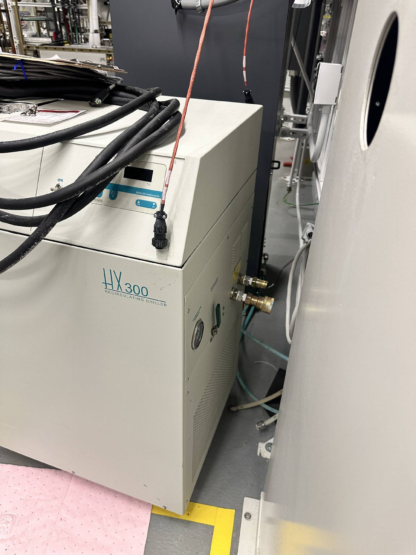 Foto Verwendet NESLAB HX-300 Zum Verkauf