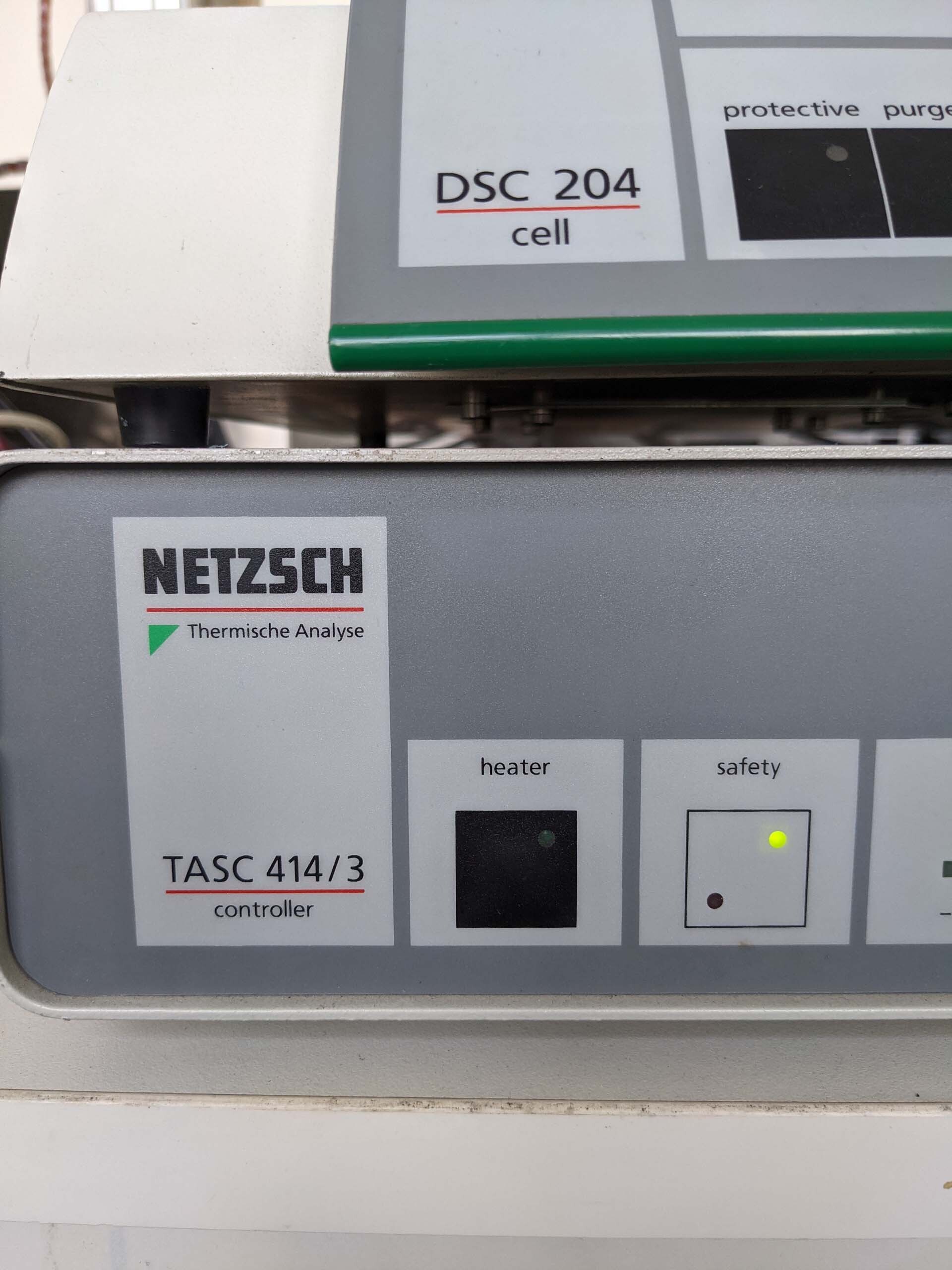 사진 사용됨 NETZSCH DSC 204C 판매용