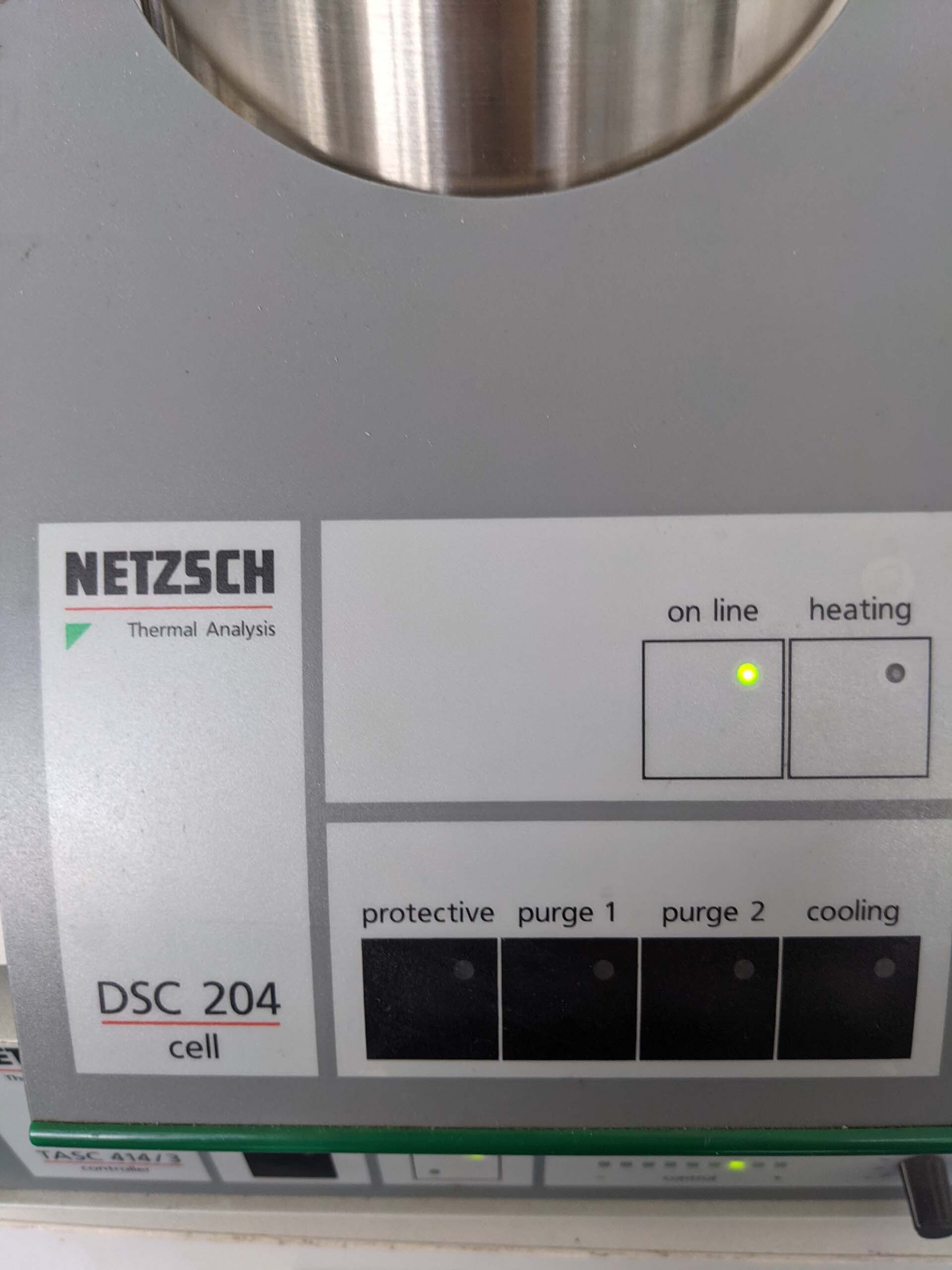 사진 사용됨 NETZSCH DSC 204C 판매용