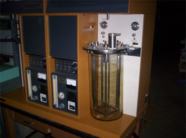 Photo Used NEW BRUNSWICK SCIENTIFIC MF214 For Sale