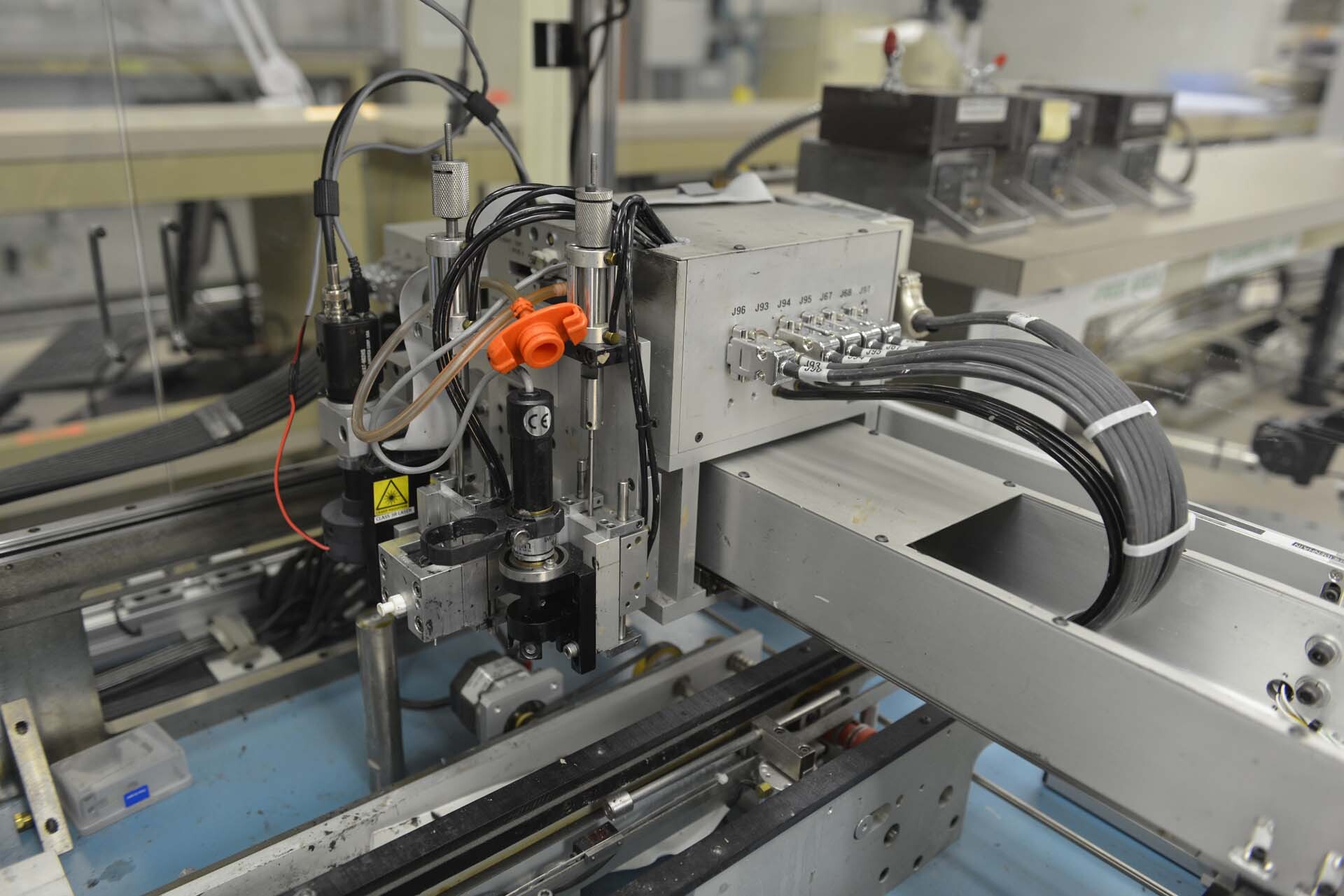 Photo Used NEWPORT MRSI 170 For Sale