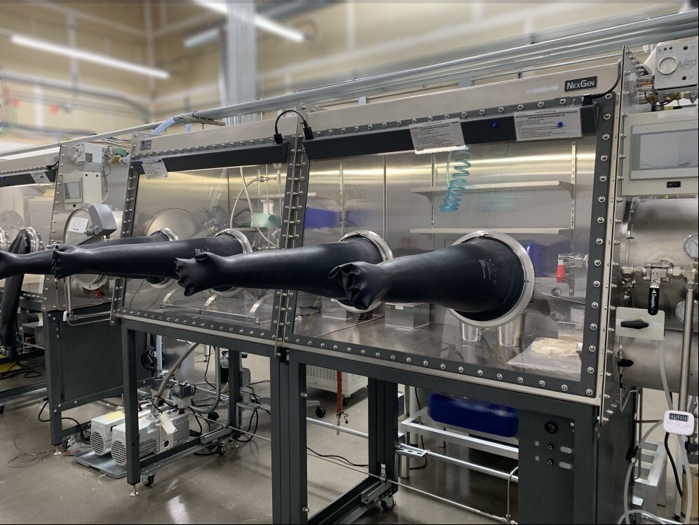 Photo Used NEXGEN Glovebox For Sale