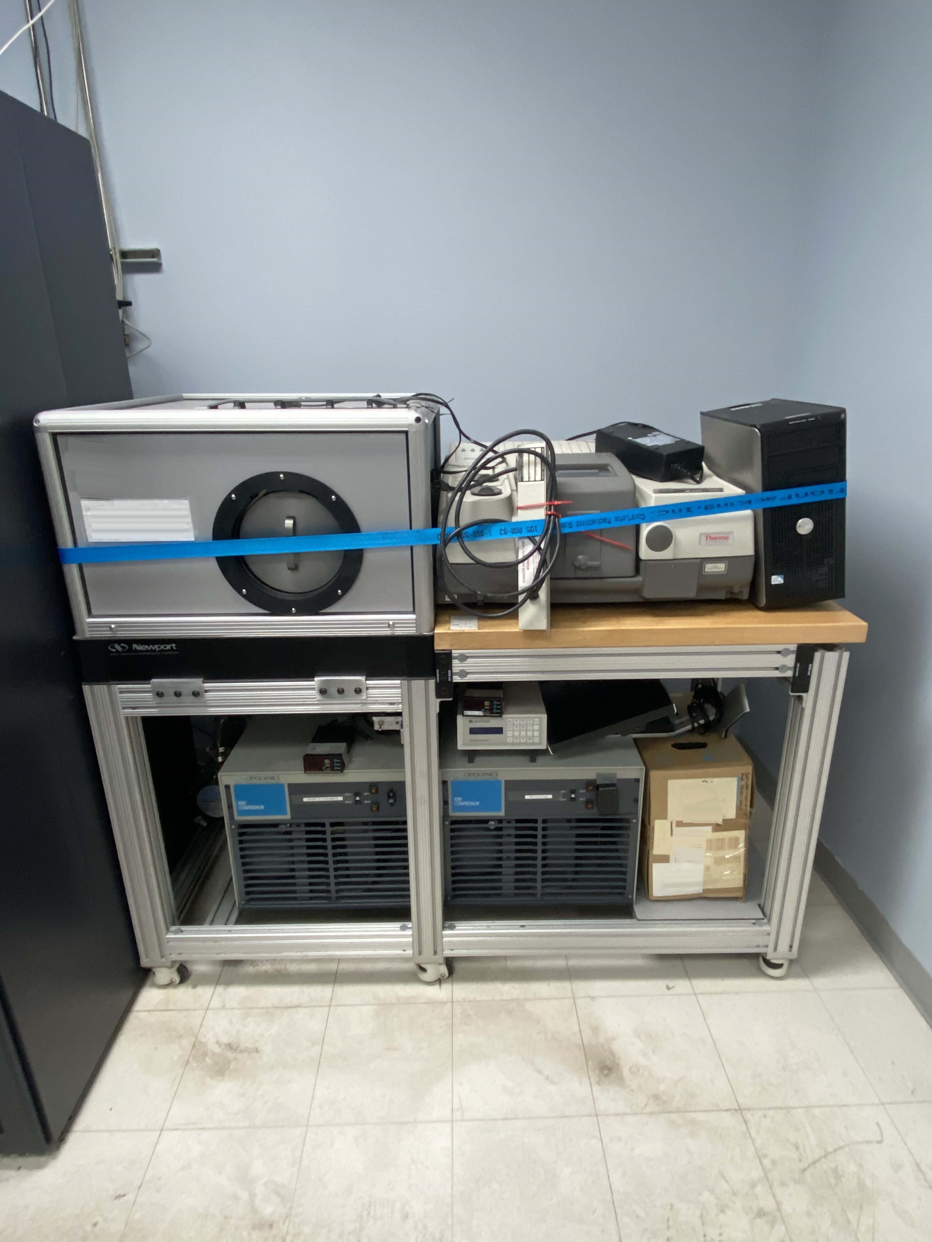 Photo Used NICOLET 6700 For Sale