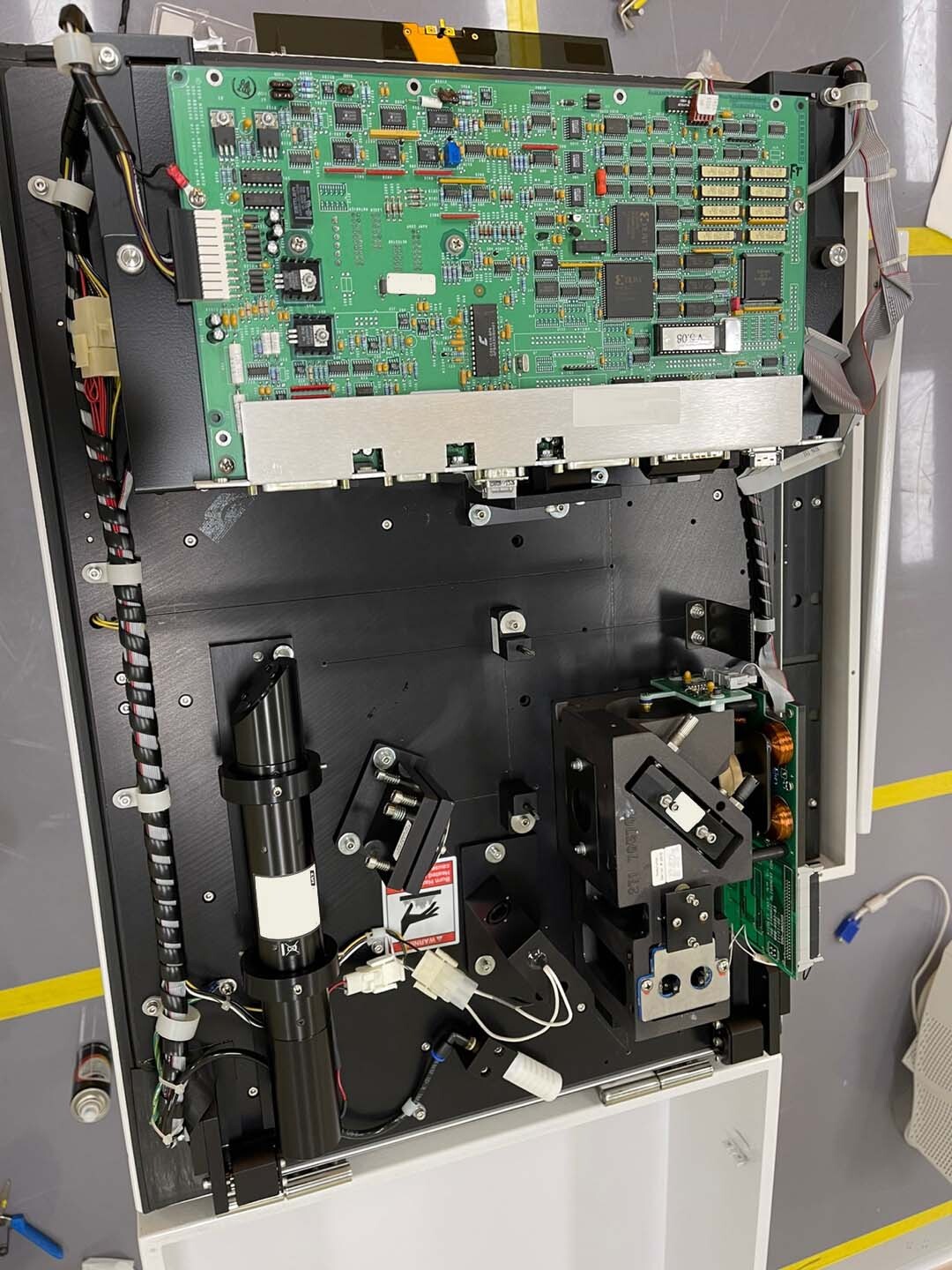 图为 已使用的 THERMO FISHER / NICOLET ECO 1000S 待售