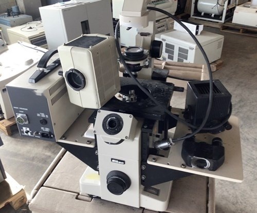 フォト（写真） 使用される NIKON Microscope for Parts and Repair 販売のために