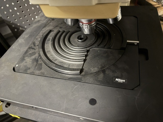 Photo Utilisé NIKON Optiphot 300 À vendre