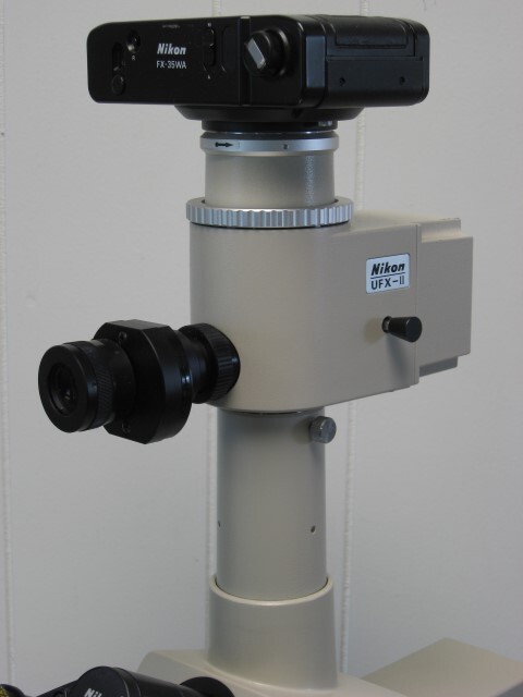 NIKON Optiphot 顕微鏡 はセール価格 #9065358 で使用されています 