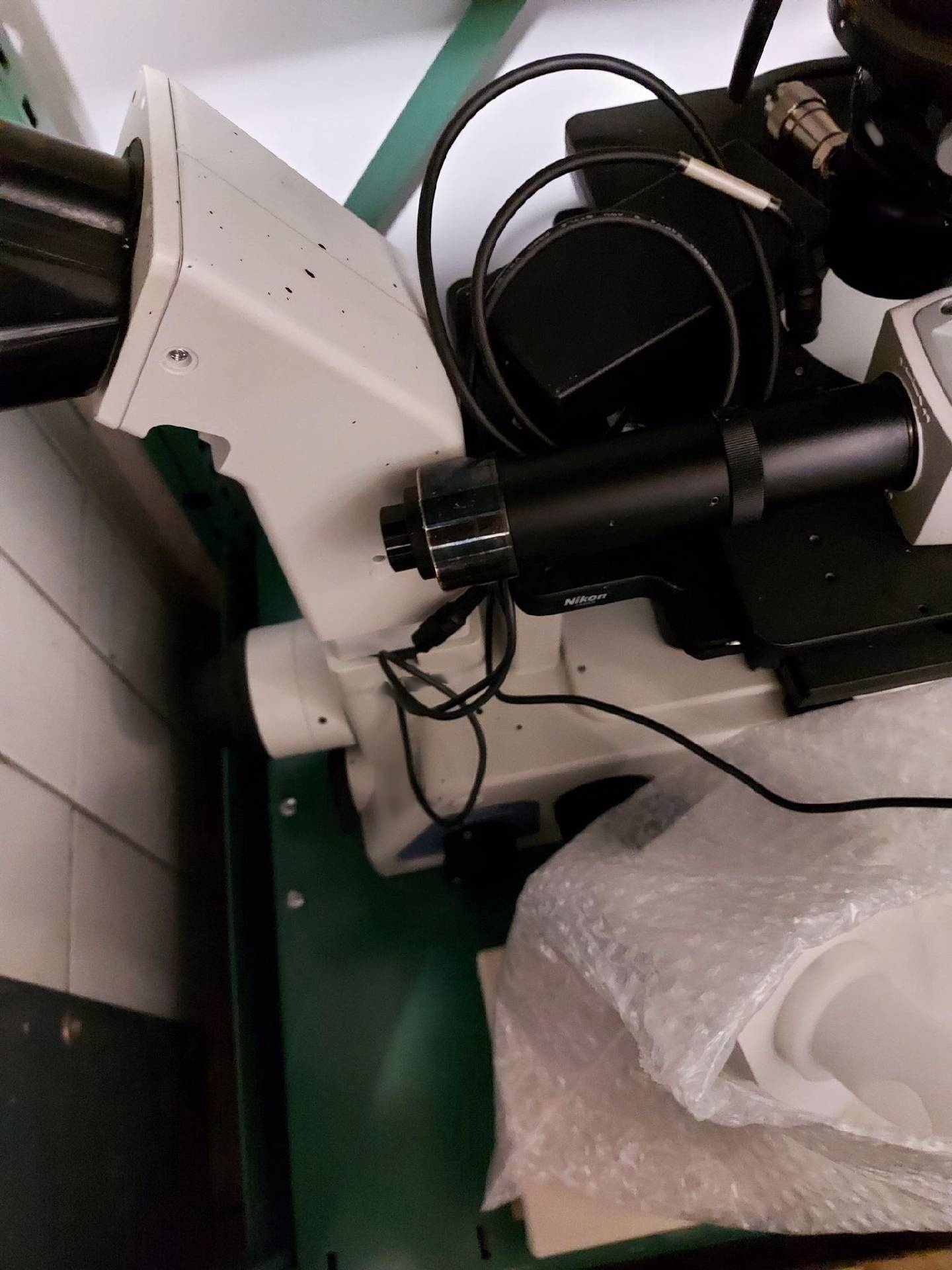 Photo Utilisé NIKON TE300 À vendre
