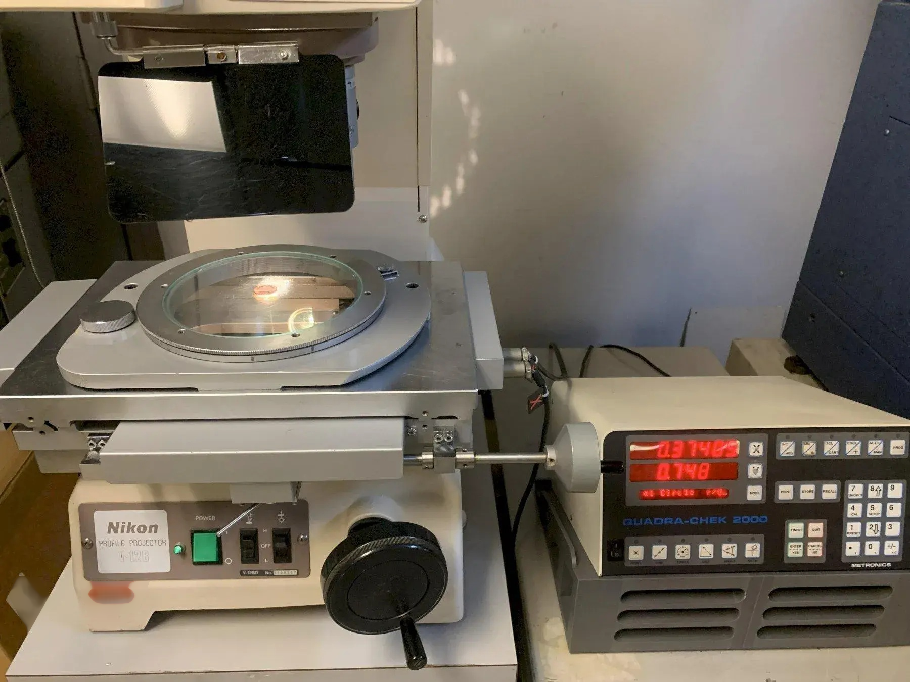 Photo Used NIKON V-12BD For Sale