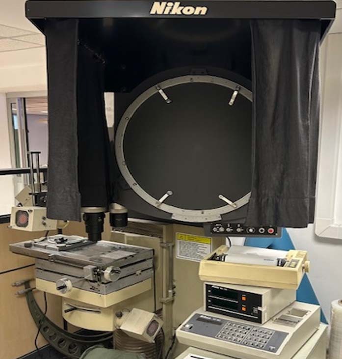 Photo Used NIKON V-24B For Sale