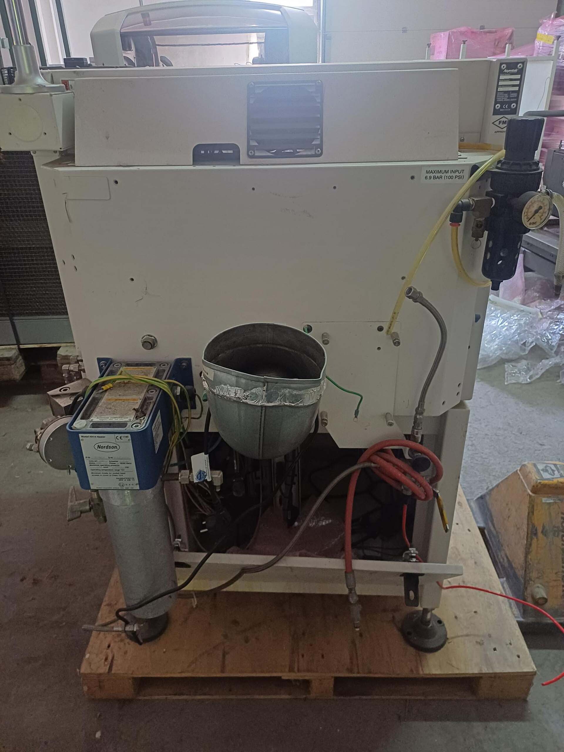 圖為 已使用的 NORDSON / ASYMTEK C 740 待售
