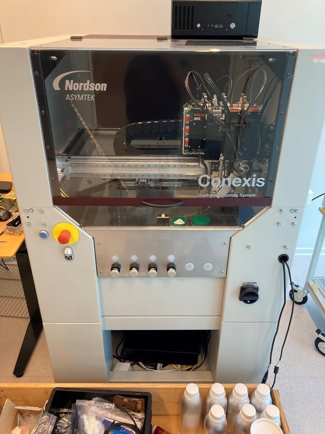 圖為 已使用的 NORDSON / ASYMTEK CX-3040 待售